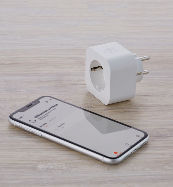 Smart Home Steckdose –intelligentes Gerät zur Vernetzung Ihrer Geräte Zuhause mit Verbrauchsmesser
